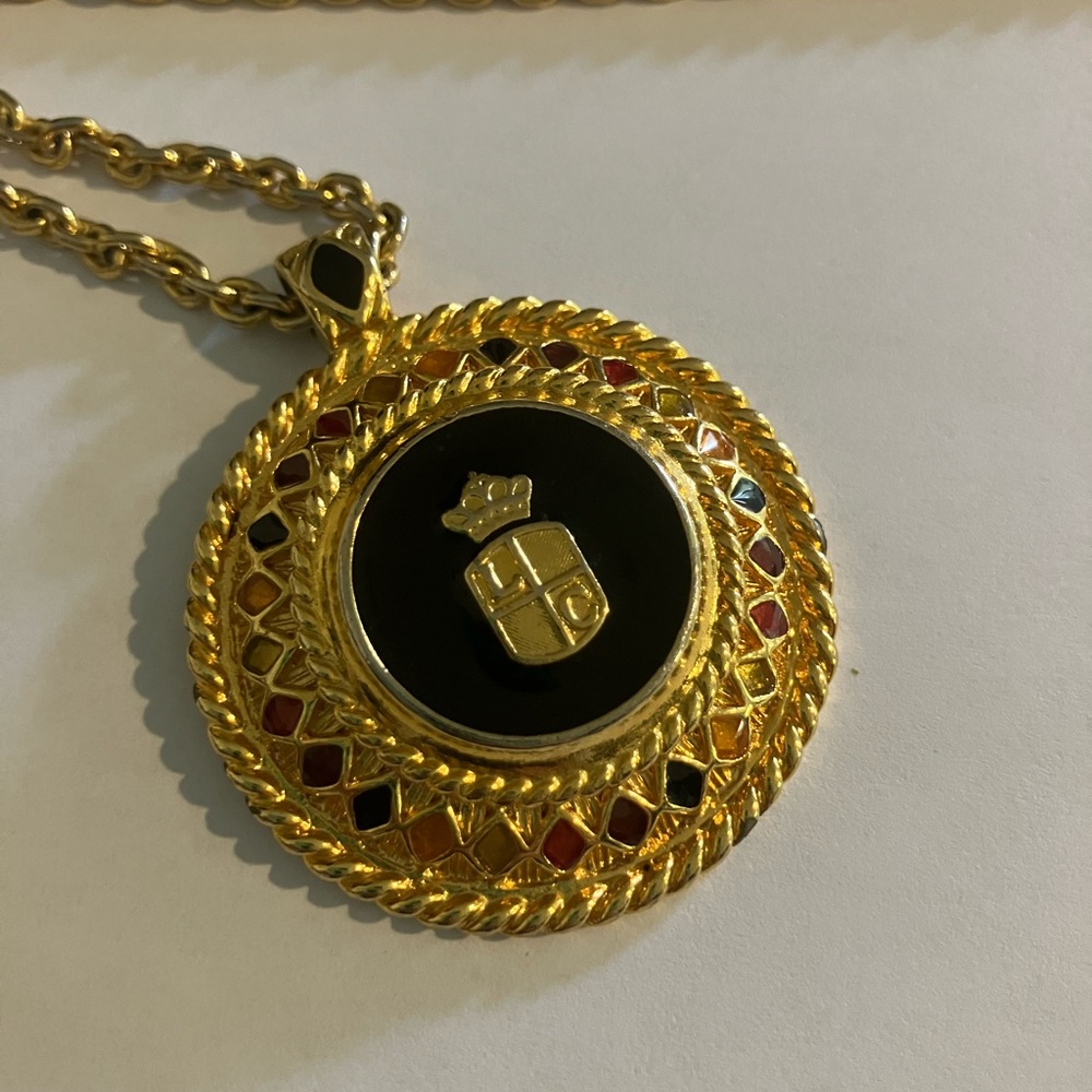Liz Claiborne Gold and Black Medallion Necklace